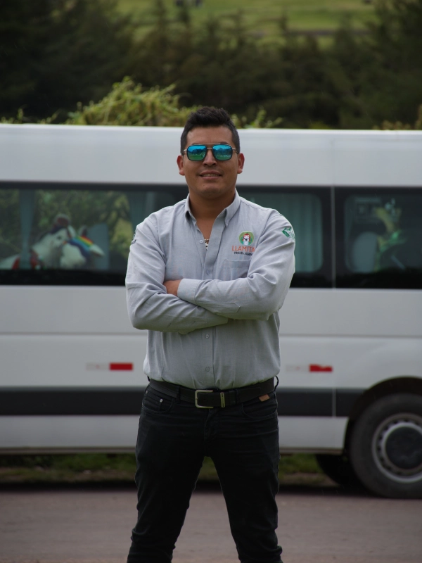 Retrato de Joset Ascue, Conductor
