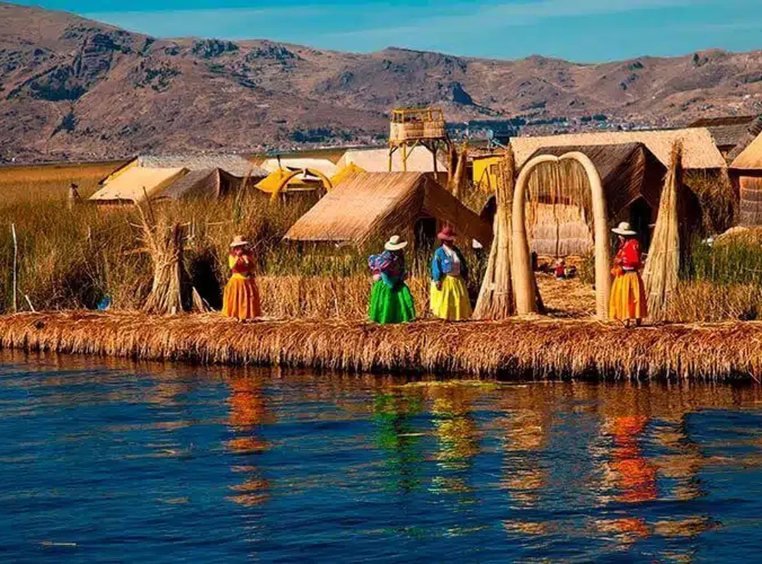 Islas Uros y Taquile Full Day
