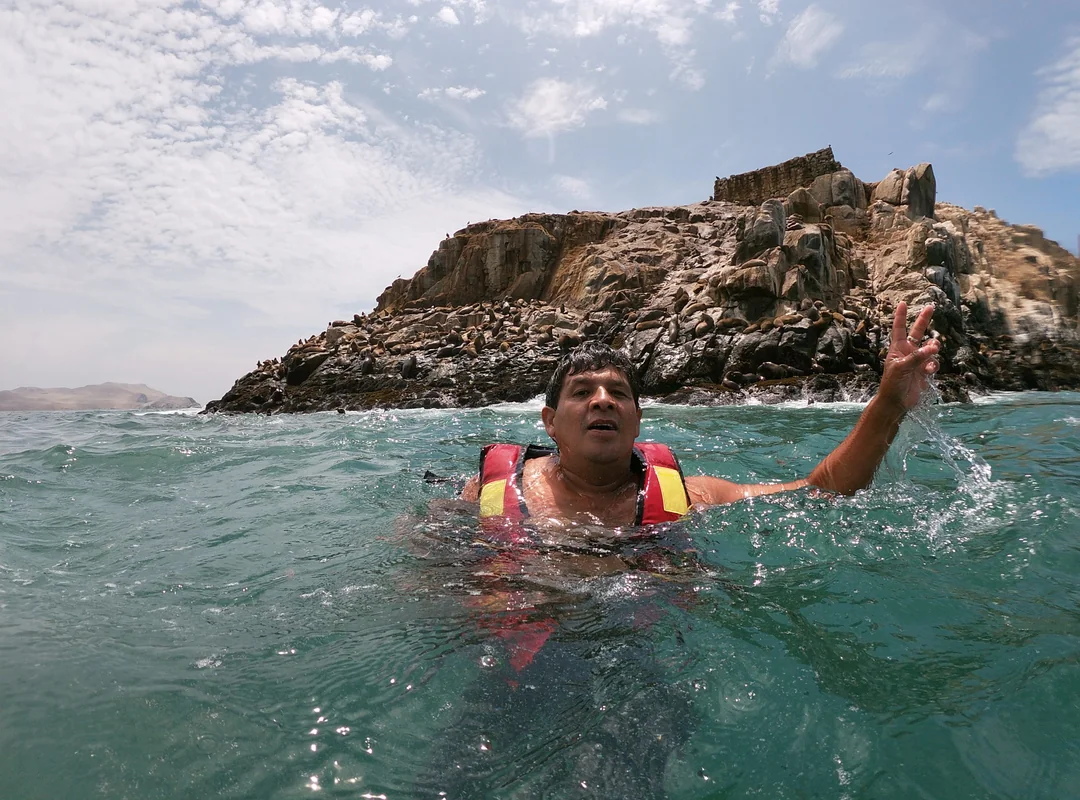 Lima, Isla Palomino, Cusco y Puno 9D