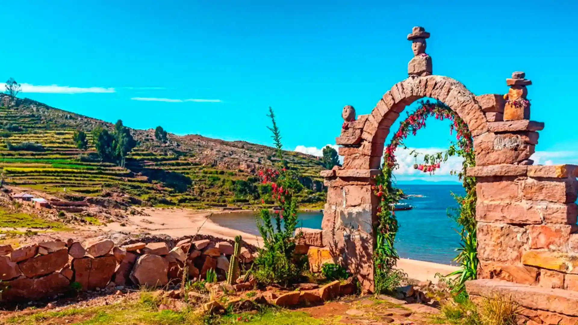 Arte textil tradicional en la Isla de Taquile, Lago Titicaca. tour Uros y Amantaní 2 días