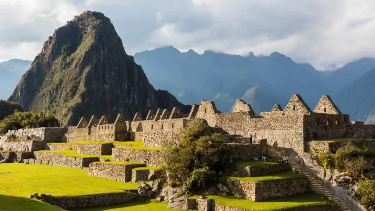 Paquete Lima, Nazca y Cusco 8 Días: El Tour Clásico Completo