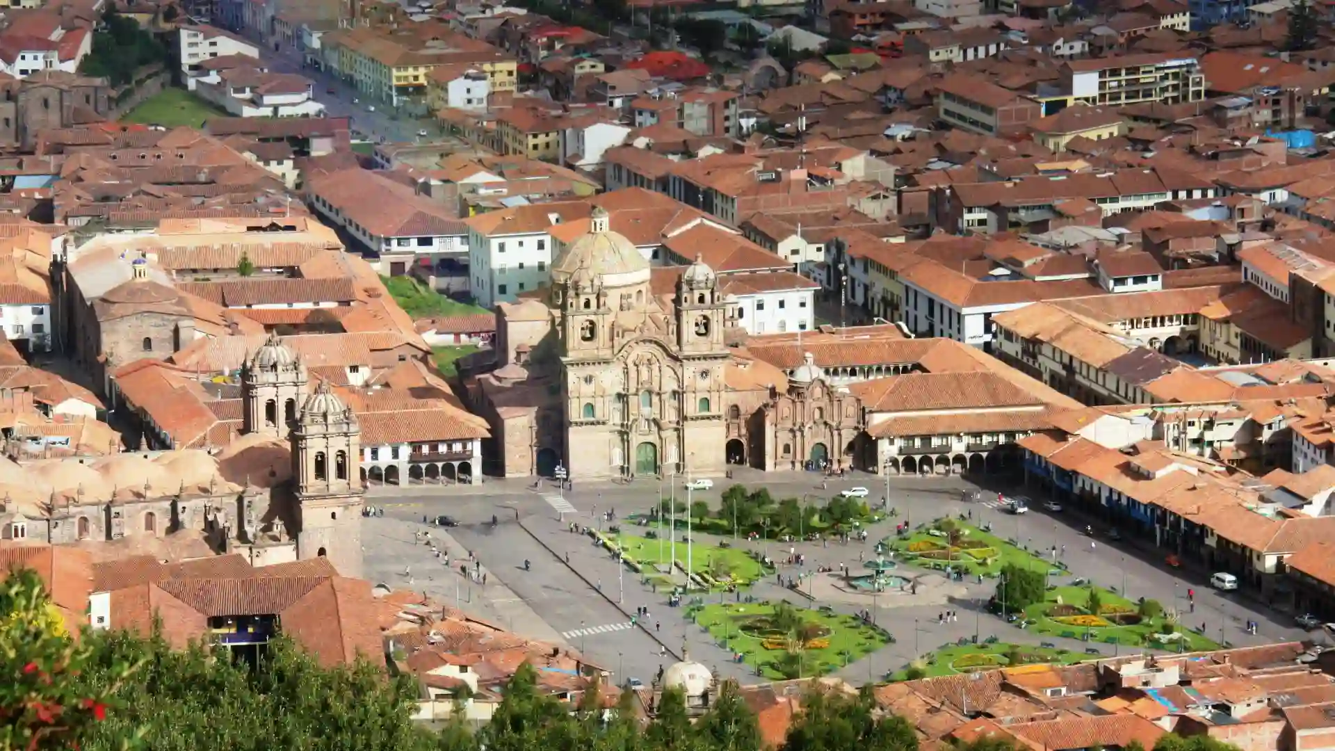 Turismo Cusco Plaza de Armas Catedral en el circuito turístico de Cusco - Llamitas Travel