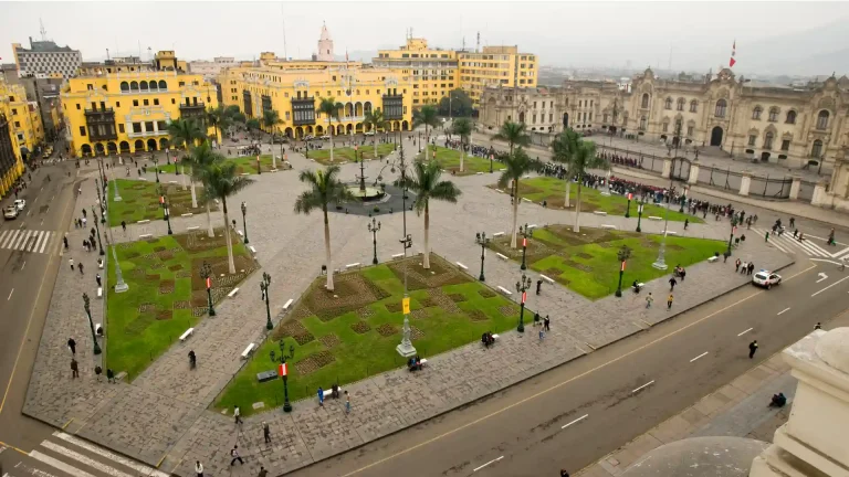 City Tour Lima Medio Día | Centro Histórico y Catacumbas