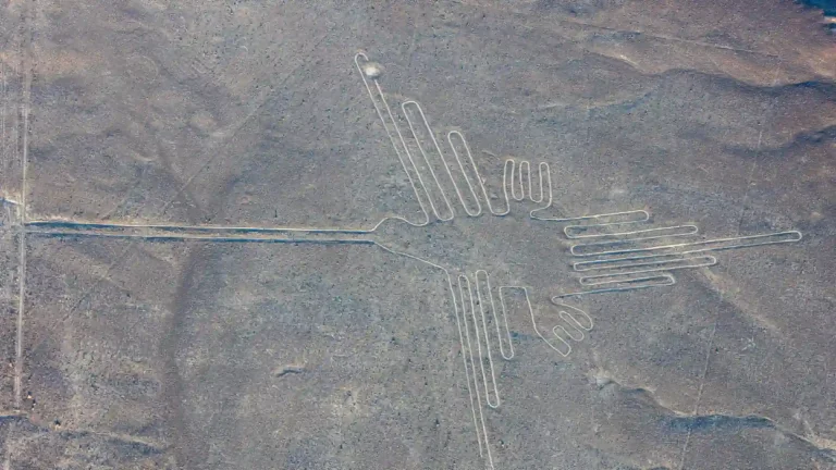 Tour Linhas de Nazca saindo de Ica | Sobrevôo e Aquedutos Dia Inteiro