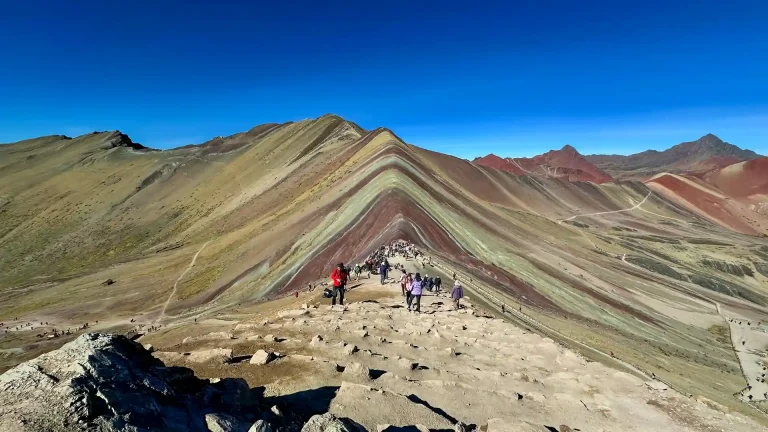 Rainbow Mountain & Red Valley Tour | Full Day Trekking